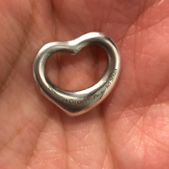 Tiffany’s Open Heart Pendant (NO chain) - Picture 4 of 4
